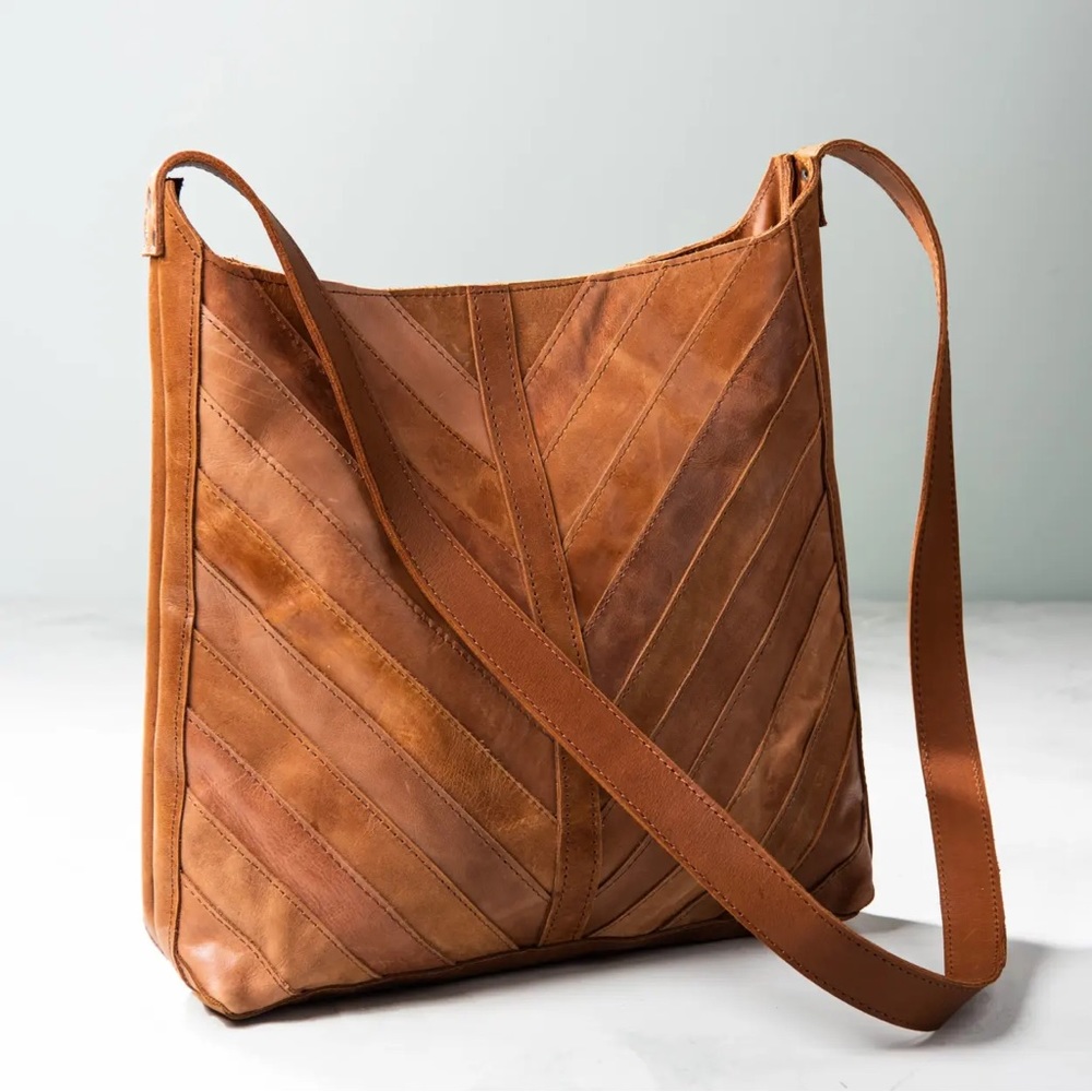 Never used - Raven + Lily - Magnolia Joanna’s Favorite leather crossbody bag